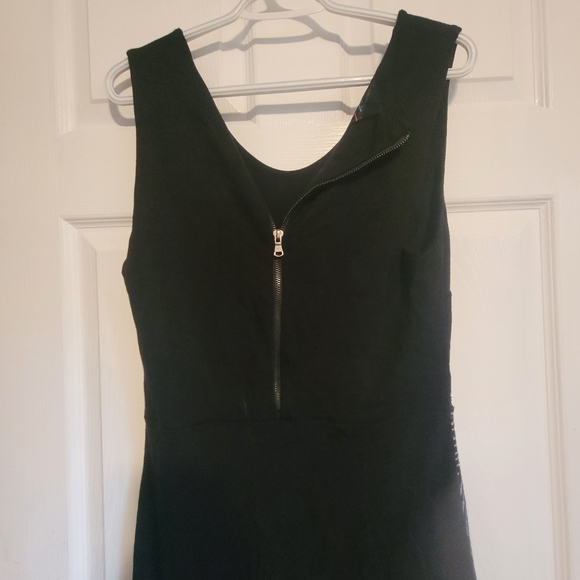 Dorothy of London mid length dress size L Black top with patterned bottom - Picture 8 of 11